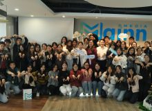 Company Tour Đại học Thủy Lợi: Cơ hội tiếp cận thực tế ngành TMĐT & Marketing tại Mainn Media Mainn Media chụp ảnh lưu niệm cùng các bạn sinh viên